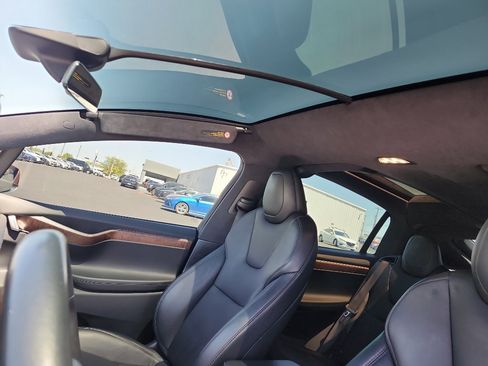 Used 2021 Tesla Model X Long Range AWD/4WD image 23