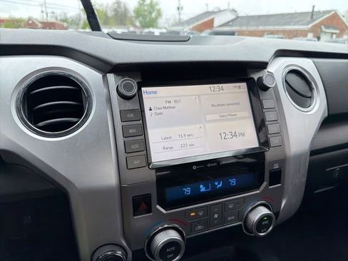 Used 2021 Toyota Tundra SR5 w/ TRD Off-Road Package AWD/4WD image 10