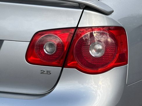 Used 2007 Volkswagen Jetta Wolfsburg Edition image 13