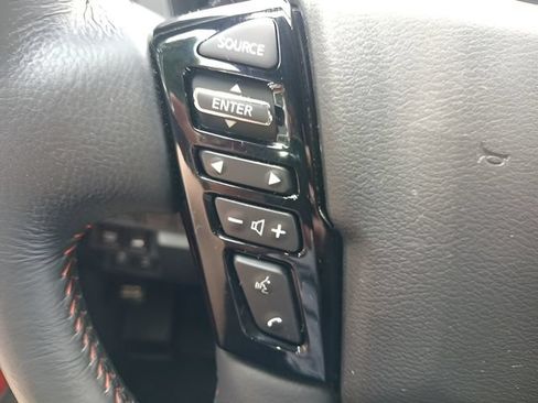 Used 2024 Nissan Frontier PRO-4X w/ Technology Package AWD/4WD image 22
