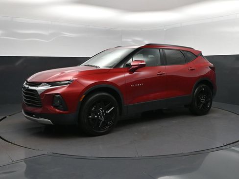 Used 2020 Chevrolet Blazer LT FWD image 3