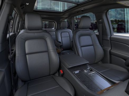 New 2026 Lincoln Aviator Reserve w/ Jet Appearance Package AWD/4WD image 10