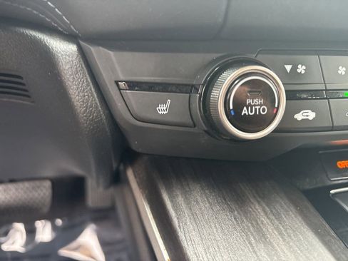 Used 2018 Honda Clarity Plug-In Hybrid image 20