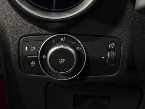 Used 2018 Alfa Romeo Stelvio Ti Sport image 28