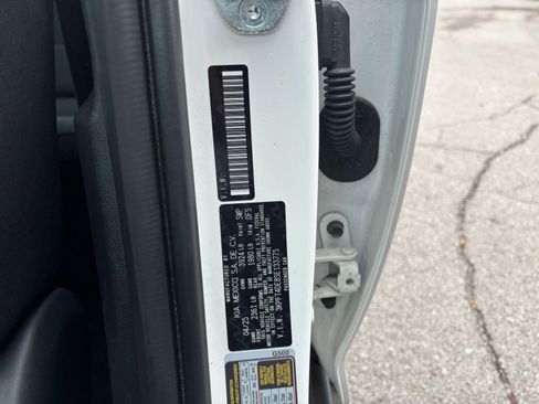 Used 2025 Kia K4 FWD image 29