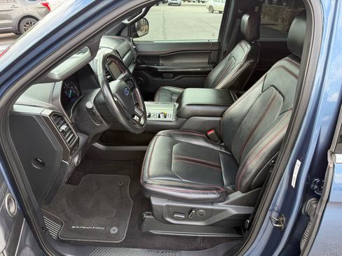 Used 2019 Ford Expedition Limited w/ Equipment Group 303A RWD image 11