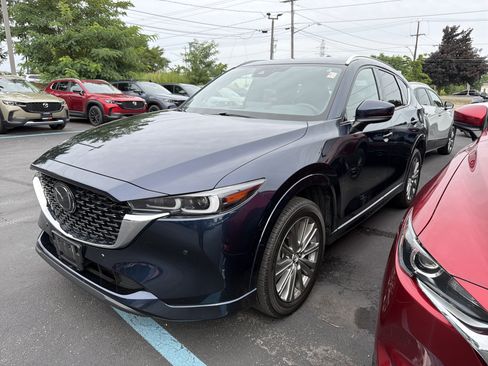 Used 2023 MAZDA CX-5 Signature AWD/4WD image 4
