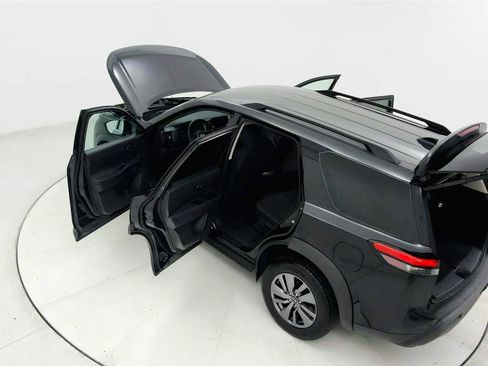 Used 2025 Nissan Pathfinder SV AWD/4WD image 22