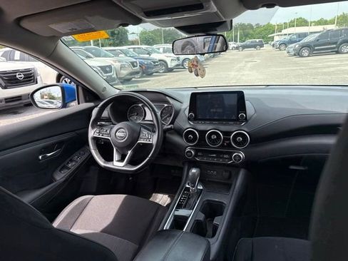 Used 2020 Nissan Sentra SV FWD image 18