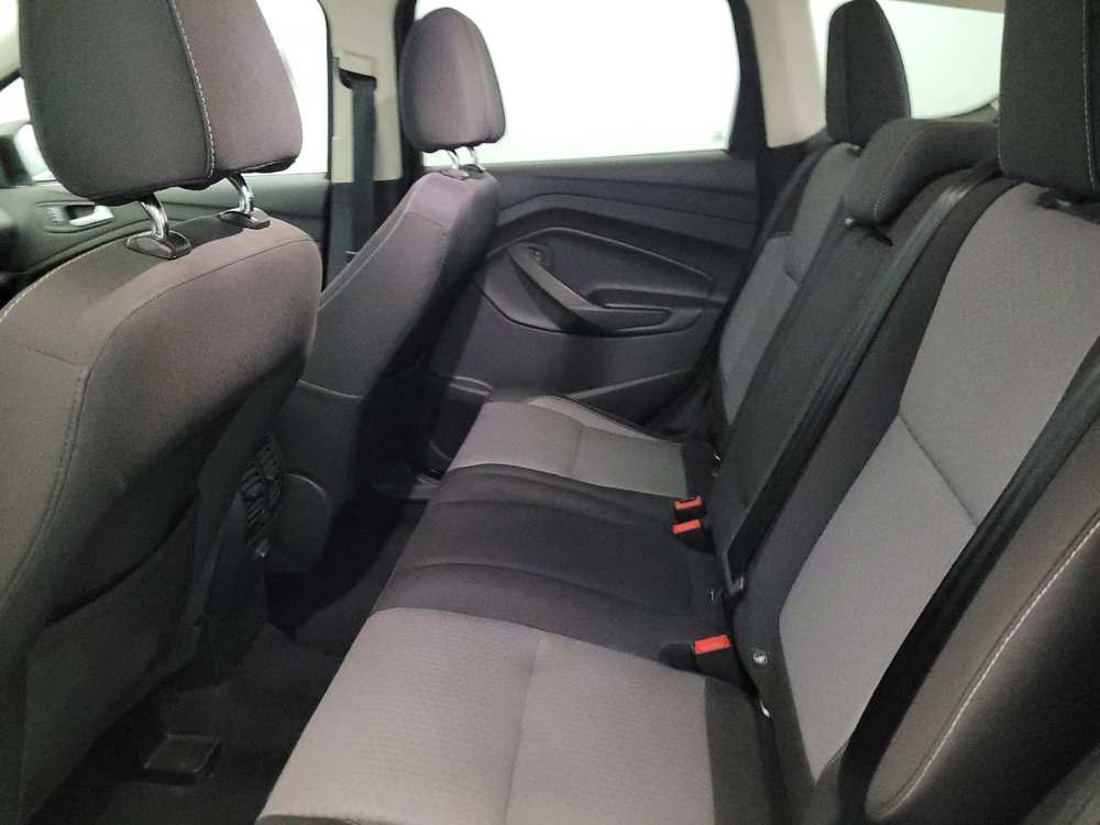 Used 2017 Ford Escape SE AWD/4WD image 18