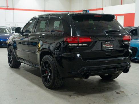 Used 2018 Jeep Grand Cherokee SRT w/ Trailer Tow Group IV image 4