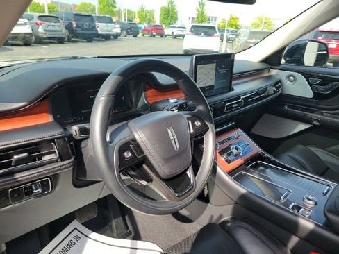 Certified 2023 Lincoln Aviator Reserve w/ Equipment Group 201A AWD/4WD image 30