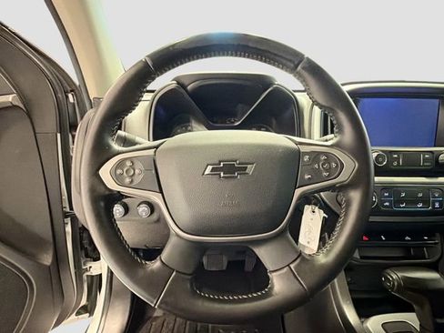 Used 2020 Chevrolet Colorado LT w/ LT Convenience Package image 9