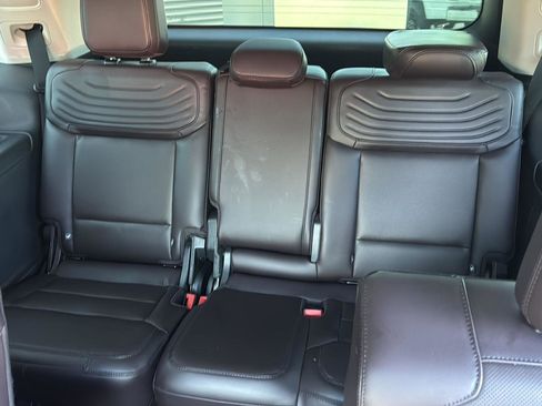 New 2025 Ford Expedition Platinum w/ Platinum Ultimate Package image 25