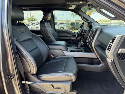 Used 2018 Ford F150 Raptor w/ Equipment Group 802A Luxury AWD/4WD image 34