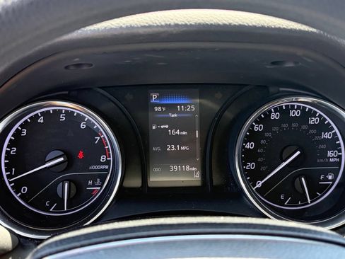 Used 2020 Toyota Camry LE w/ Carpet Mat Package FWD image 10