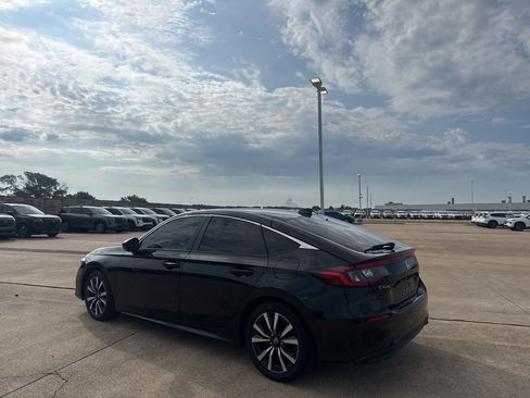 Used 2023 Honda Civic EX-L image 14