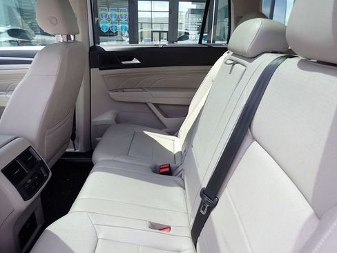 Used 2021 Volkswagen Atlas SEL R-Line AWD/4WD image 9