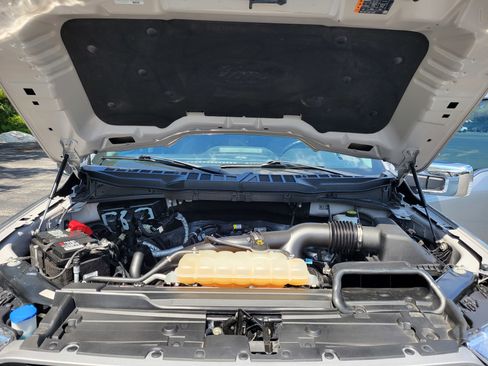 Used 2023 Ford F150 Lariat RWD image 14
