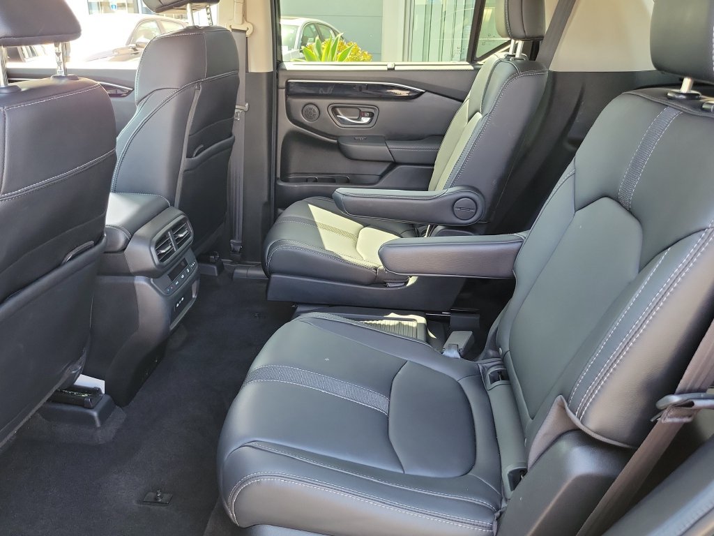 Certified 2024 Honda Pilot EX-L image 13