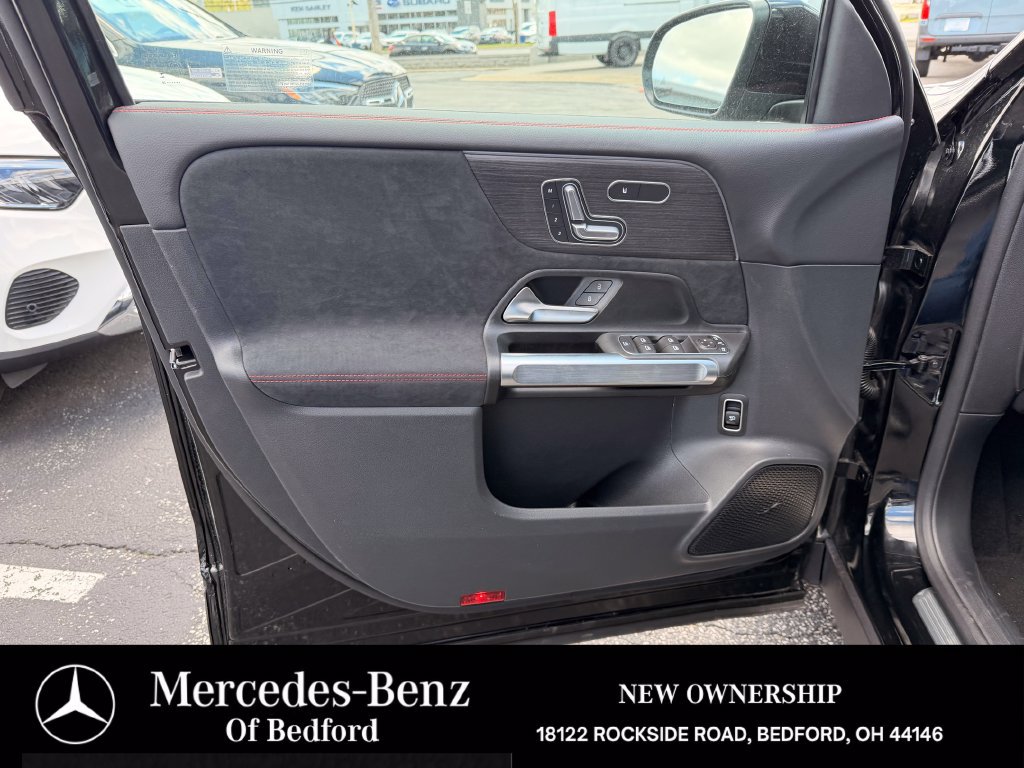 New 2026 Mercedes-Benz GLB 250 4MATIC image 7