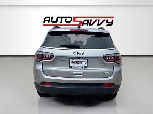 Used 2023 Jeep Compass Latitude w/ Convenience Group AWD/4WD image 6