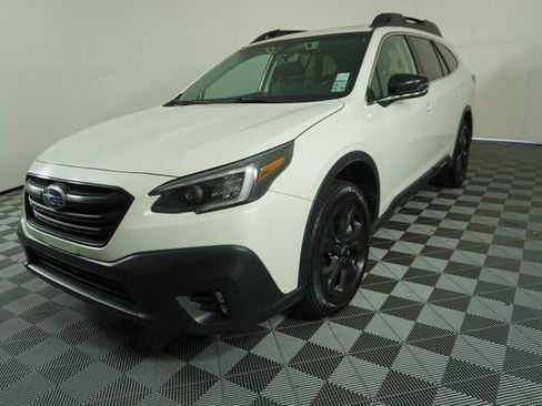 Used 2021 Subaru Outback Onyx Edition XT image 3
