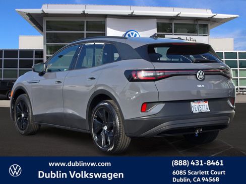 Used 2023 Volkswagen ID.4 Pro S image 6