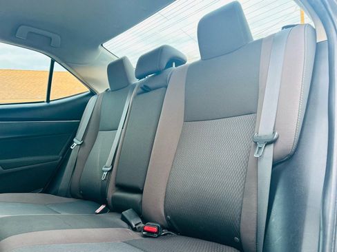 Used 2018 Toyota Corolla LE image 37