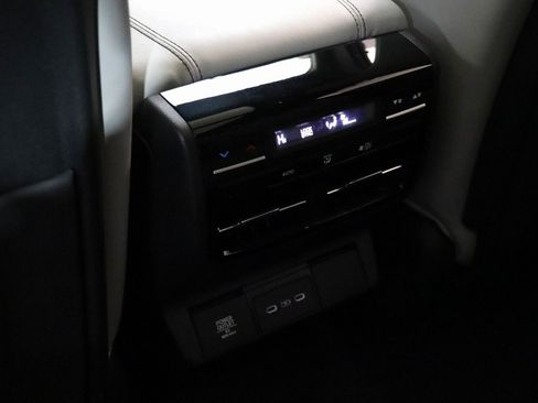 Certified 2025 Acura MDX w/ Technology Package image 11