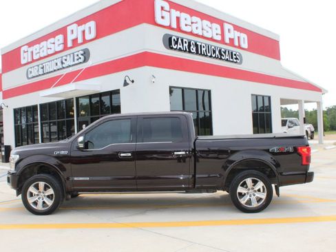 Used 2018 Ford F150 Platinum w/ Equipment Group 701A Luxury AWD/4WD image 6