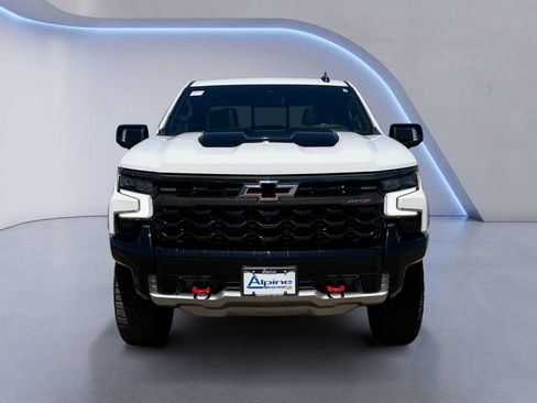 Used 2024 Chevrolet Silverado 1500 ZR2 w/ Technology Package AWD/4WD image 8