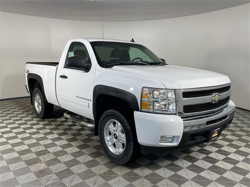 Used 2009 Chevrolet Silverado 1500 W/T image 23