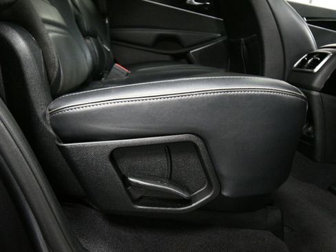 Used 2017 Kia Sorento SX image 28