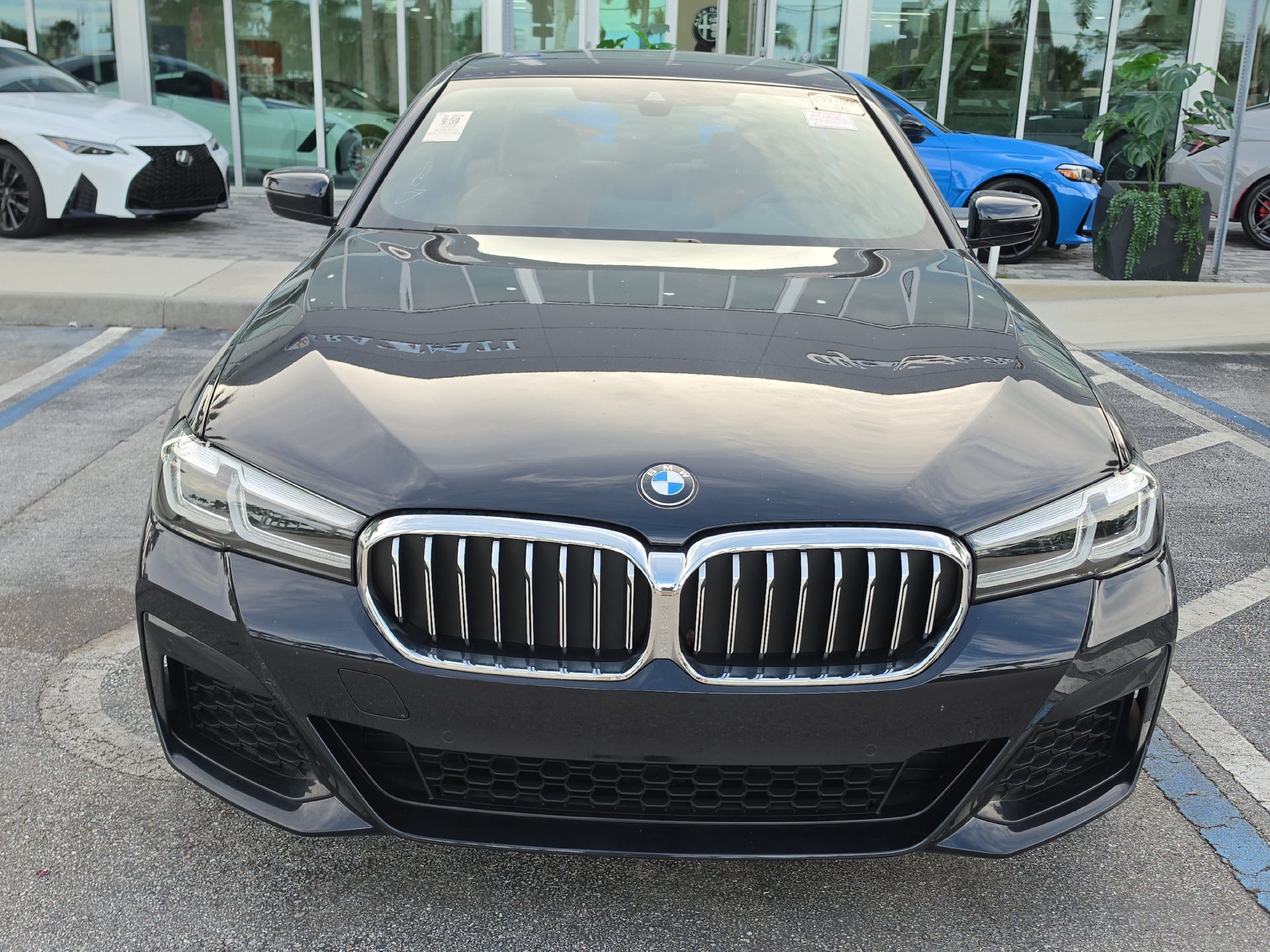 Used 2023 BMW 530i w/ M Sport Package RWD image 2