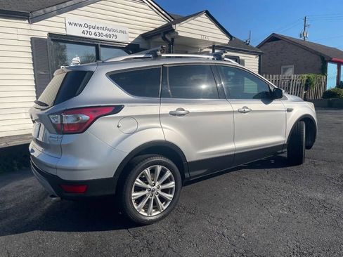 Used 2017 Ford Escape Titanium FWD image 10