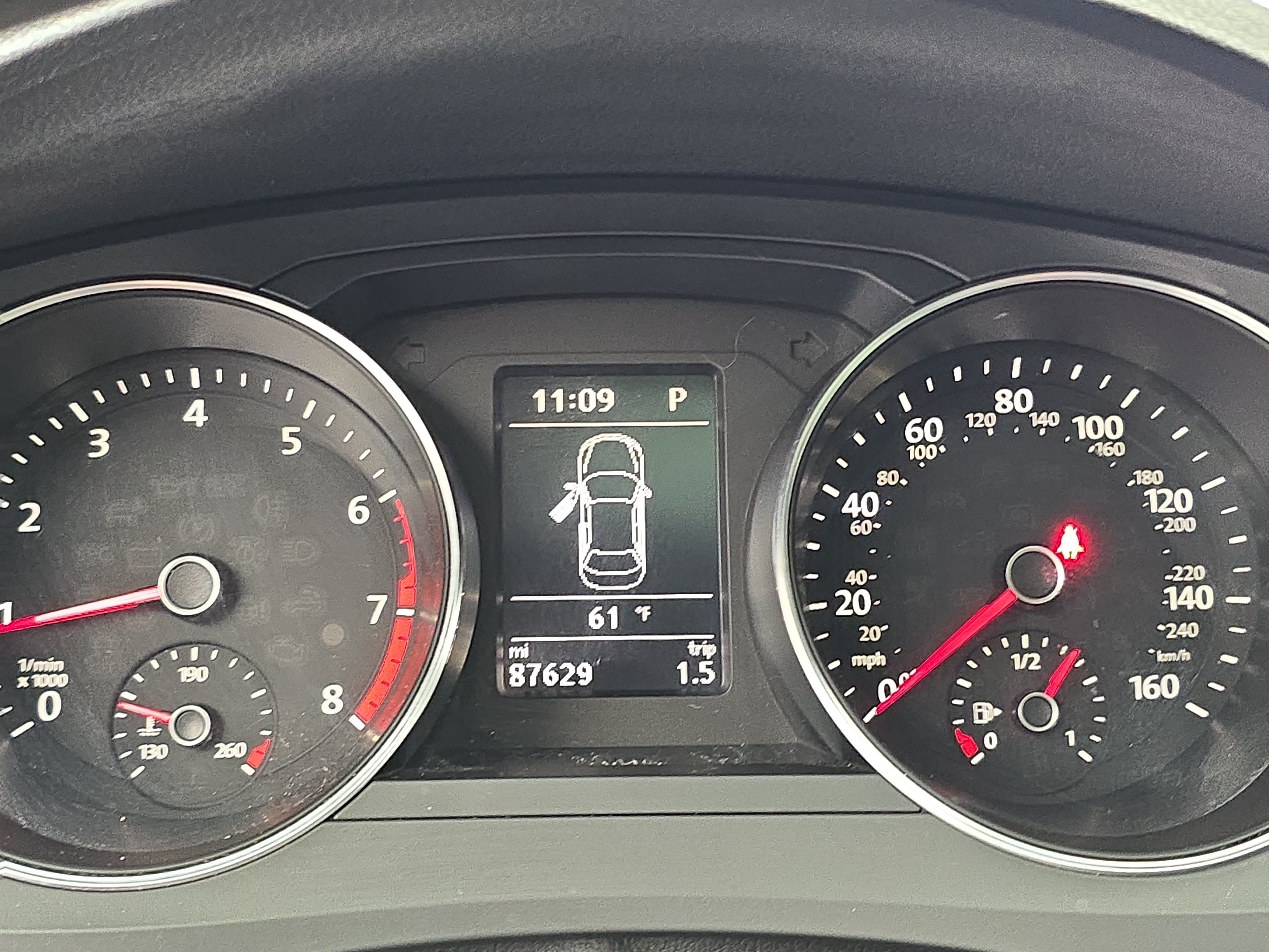 Used 2017 Volkswagen Jetta SE FWD image 18
