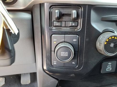 Used 2024 Ford F250 XL w/ STX Appearance Package AWD/4WD image 26