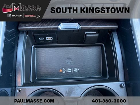 Used 2023 GMC Yukon Denali image 23