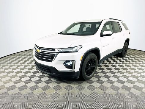 Used 2023 Chevrolet Traverse LT image 6
