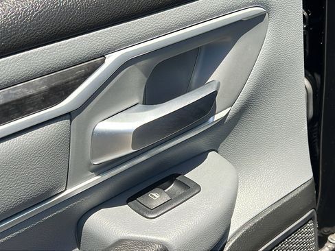Used 2022 RAM 1500 Big Horn AWD/4WD image 12