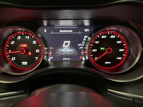 Used 2023 Dodge Charger SXT RWD image 8