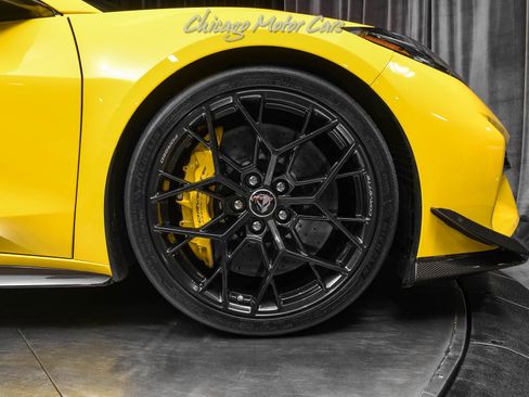Used 2026 Chevrolet Corvette ZR1 w/ ZR1 Carbon Fiber Aero Package RWD image 61