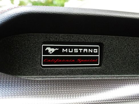 Used 2020 Ford Mustang GT Premium w/ Equipment Group 401A RWD image 41