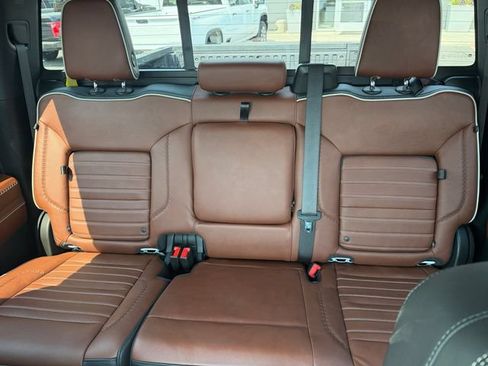 Used 2023 GMC Sierra 1500 Denali Ultimate AWD/4WD image 22