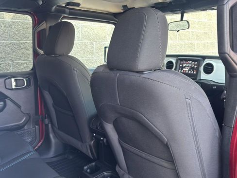 Used 2021 Jeep Wrangler Unlimited Sport AWD/4WD image 24