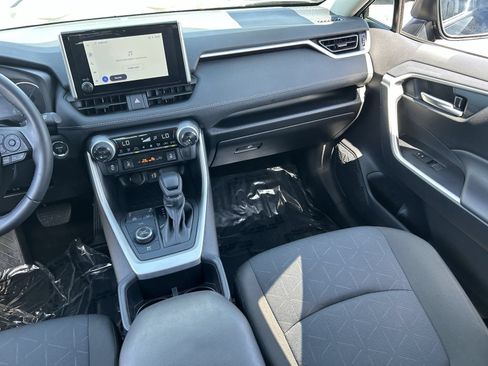 Used 2025 Toyota RAV4 XLE w/ Convenience Package AWD/4WD image 21