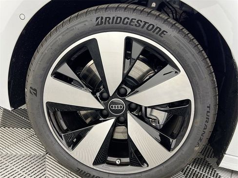 New 2025 Audi A5 2.0T Premium image 28