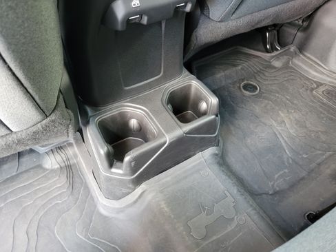 Used 2025 Jeep Wrangler Unlimited Sport AWD/4WD image 12