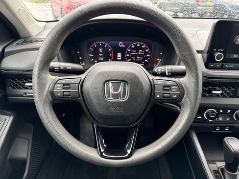 Used 2023 Honda Accord EX image 23